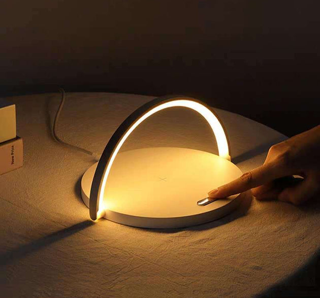 Wireless Charging Desk Lamp