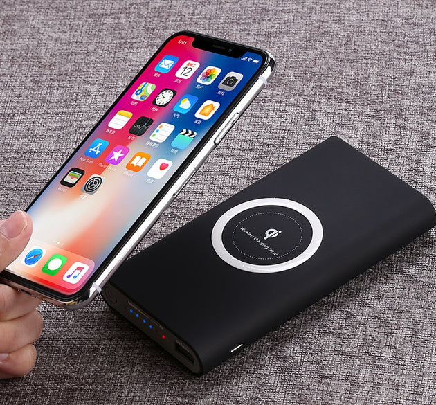 3-in-1 Wireless Charging Power Bank